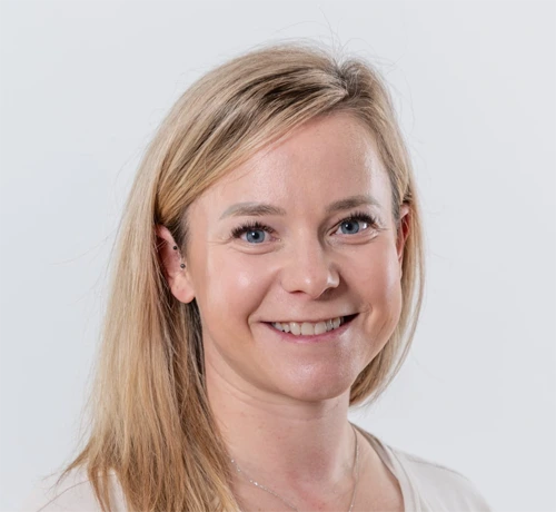 Carina Groiss Portraitfoto